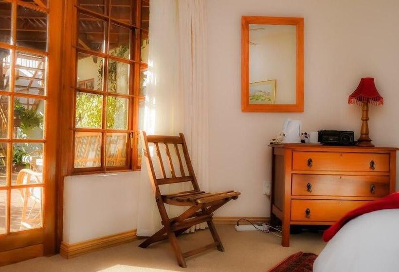 ペンション Aan De Bergen