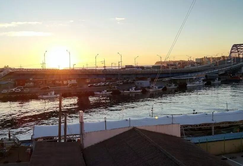 پانسیون Sokcho & Guesthouse