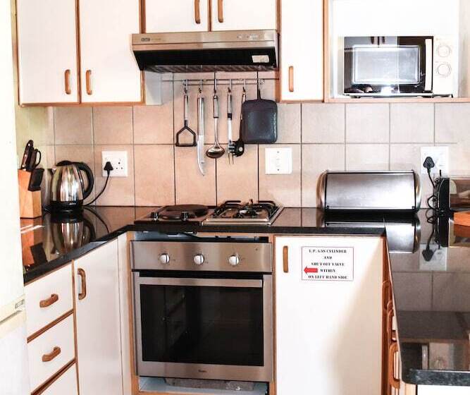 بنسيون The Old Hatchery