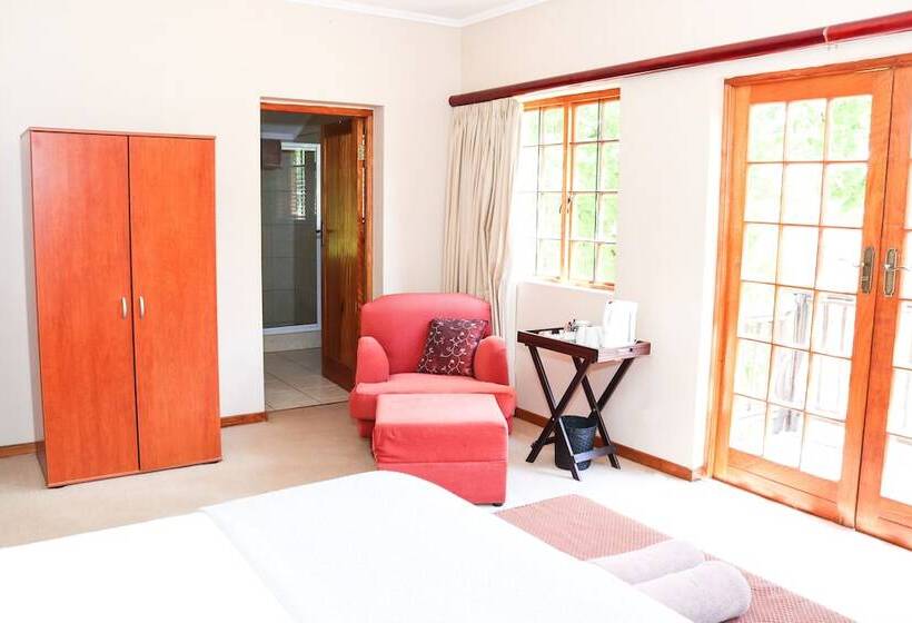 بنسيون The Old Hatchery