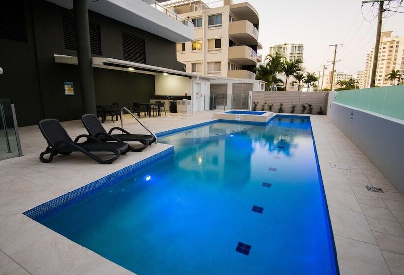 Verve On Cotton Tree