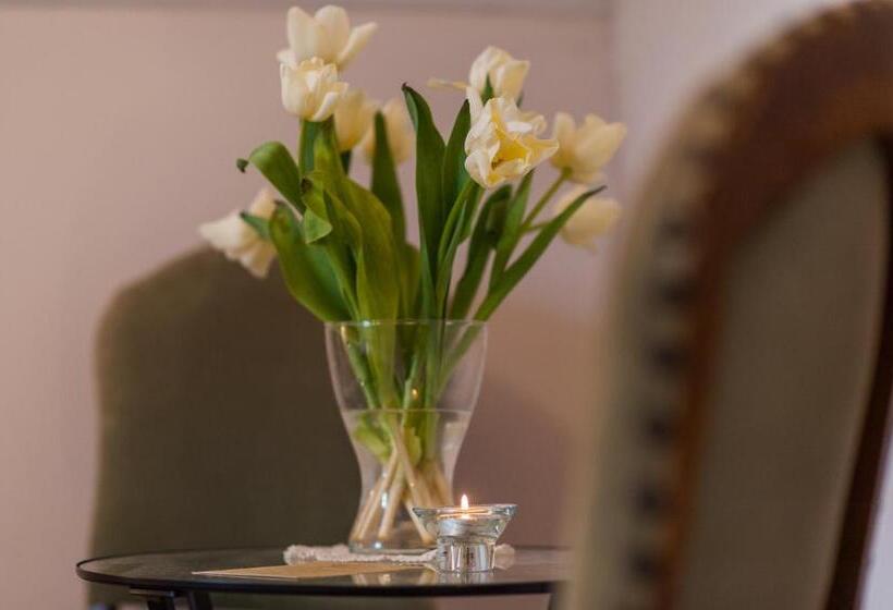 צימר Platános Kúria