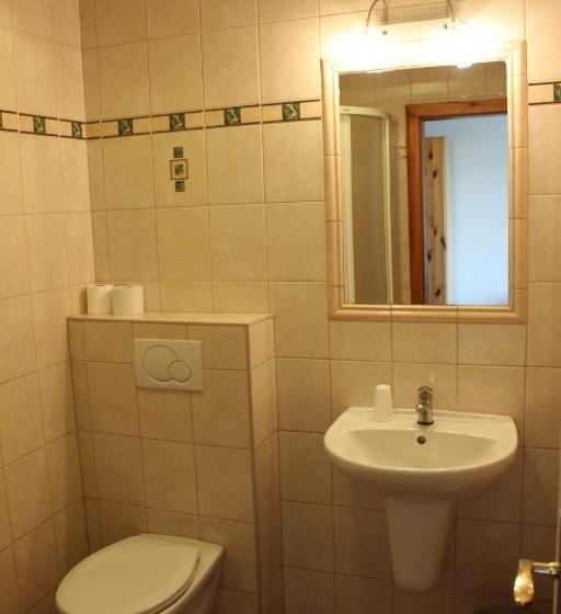 ペンション Dj Penzion