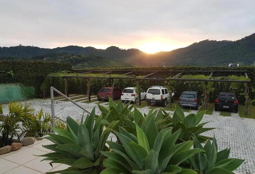 مبيت وإفطار Pousada Harmonia Pomerana