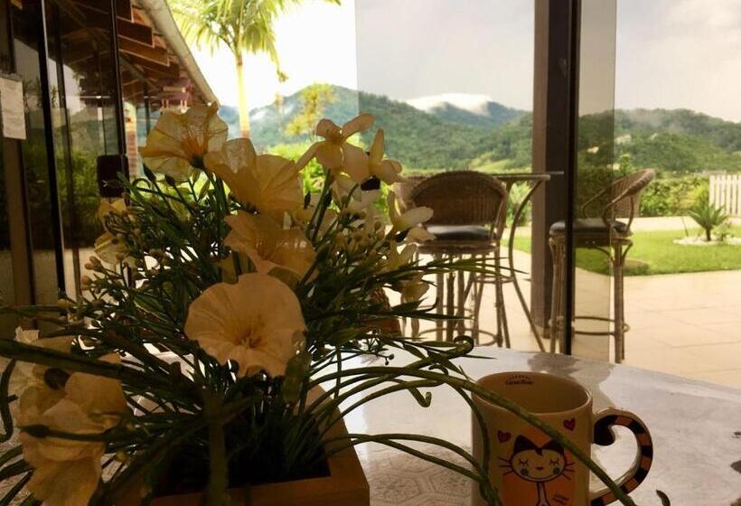 مبيت وإفطار Pousada Harmonia Pomerana