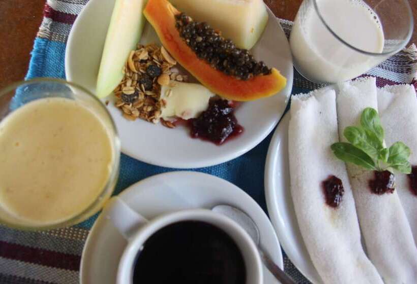 El Surfista Hostel   Pousada