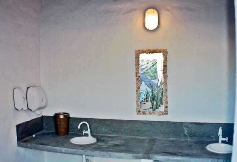 El Surfista Hostel   Pousada