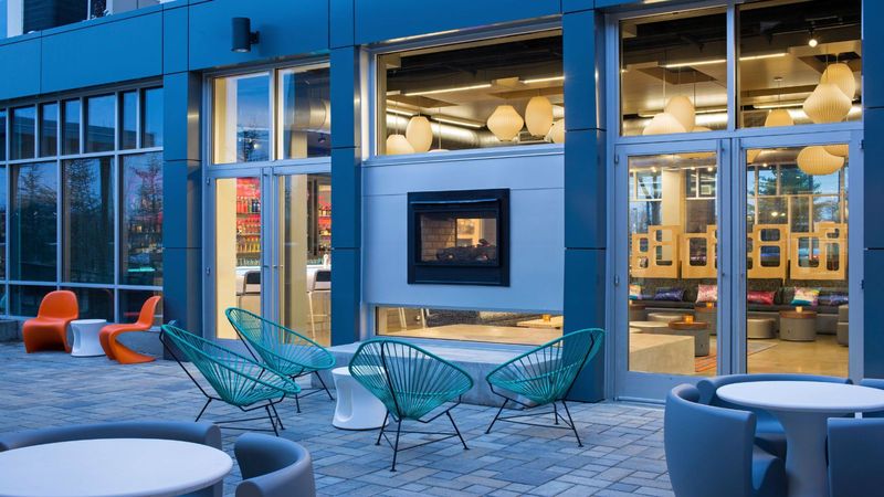 ホテル Aloft Louisville East