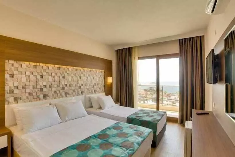 Hotelli Comfort Ada Class