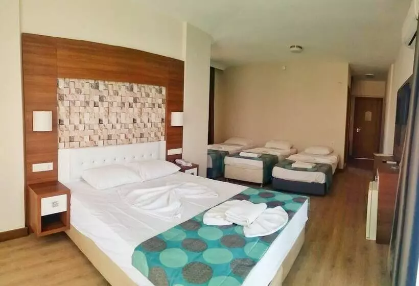 Hotelli Comfort Ada Class