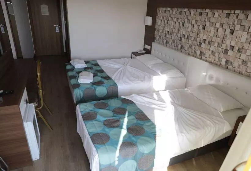 Hotelli Comfort Ada Class