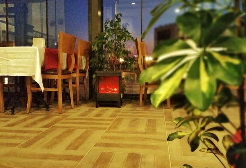 هتل Comfort Ada Class