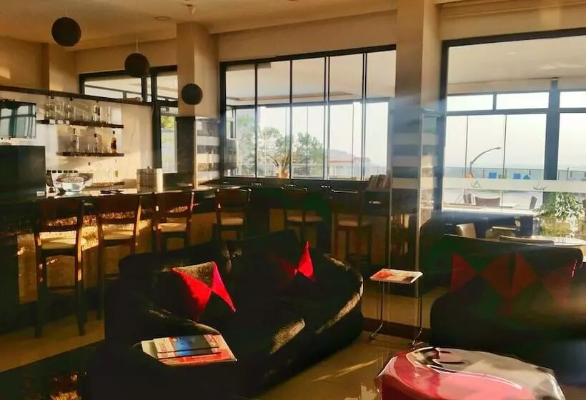 Hotelli Comfort Ada Class