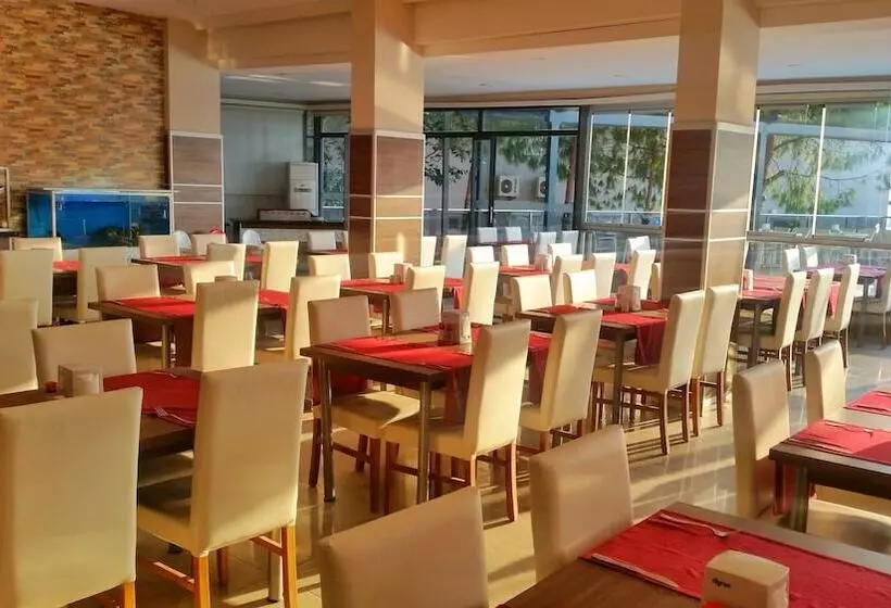 Hotelli Comfort Ada Class