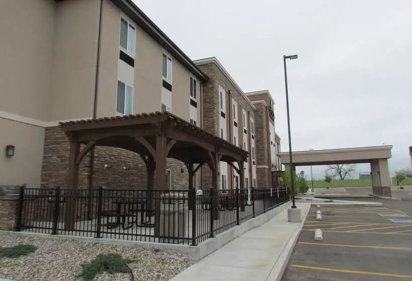 ホテル Heartland Inn And Suites