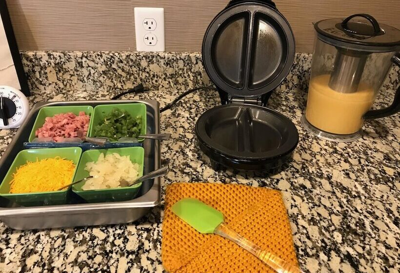 ホテル Heartland Inn And Suites