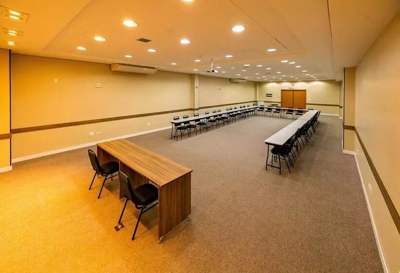 Hus Hotel Maringa