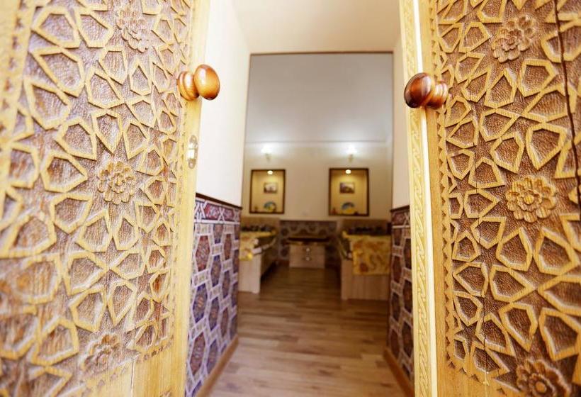 בית מלון כפרי Khurjin