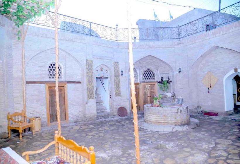 בית מלון כפרי Khurjin