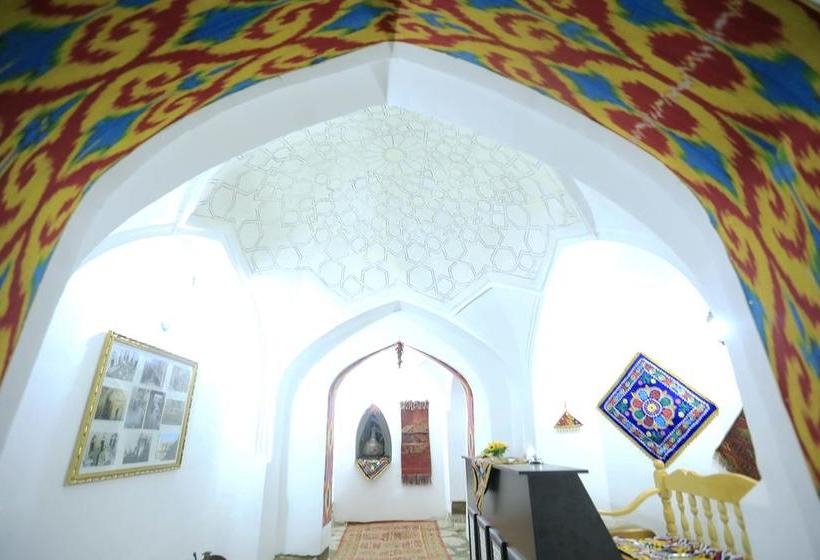 בית מלון כפרי Khurjin