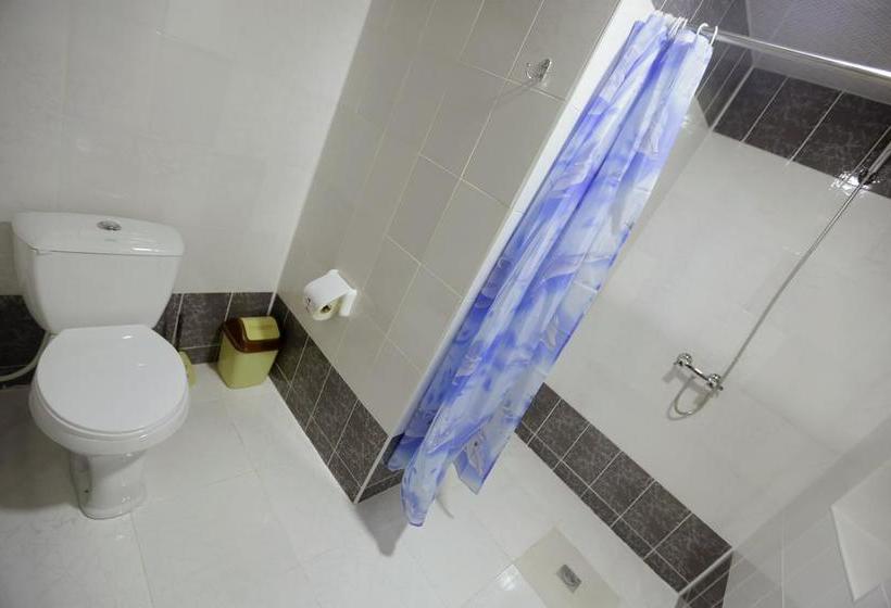 בית מלון כפרי Khurjin