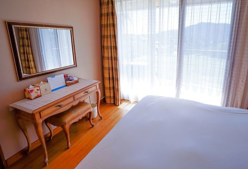 Fotos del hotel Lake Hills Jeju Resort:  7