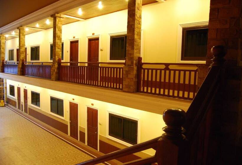 בית מלון כפרי Sengkeo