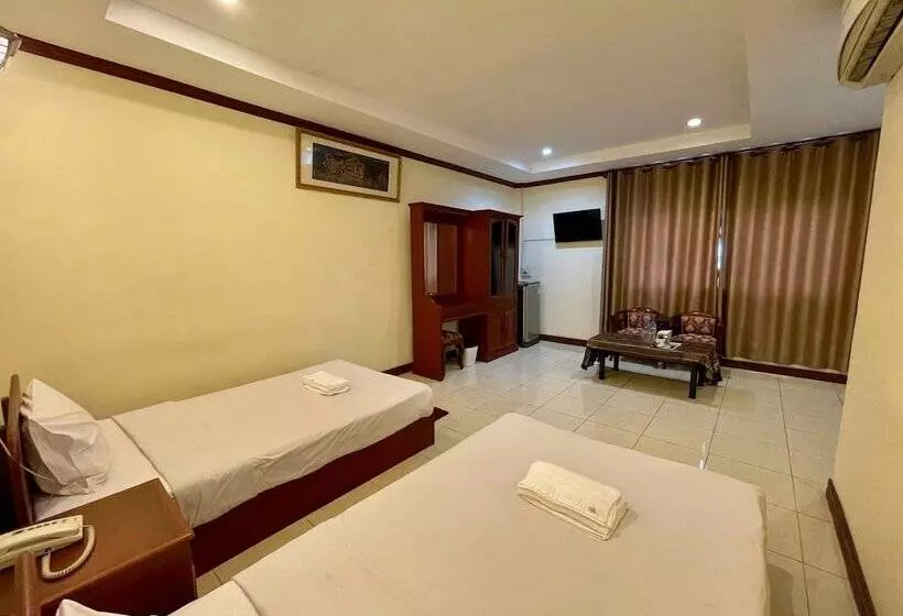 هتل Sengkeo