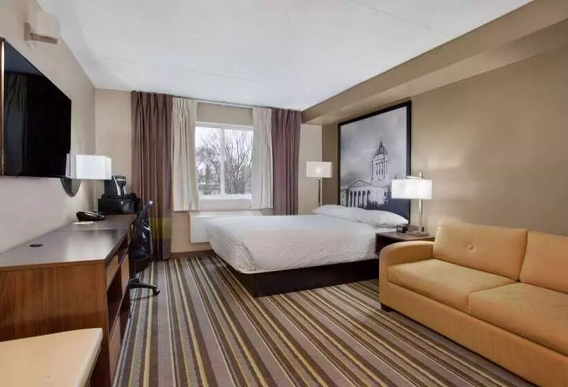 ホテル Super 8 By Wyndham Winnipeg West