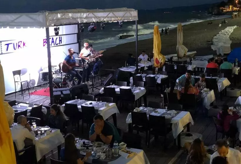 ホテル Turkuaz Beach