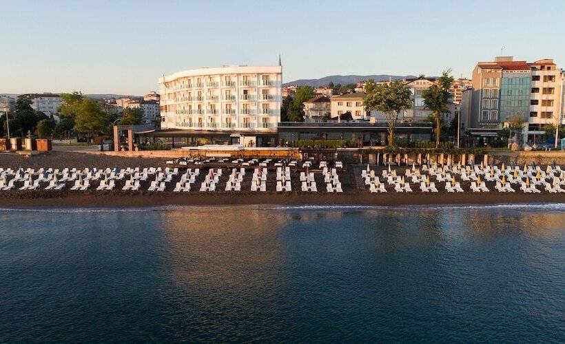 فندق Turkuaz Beach