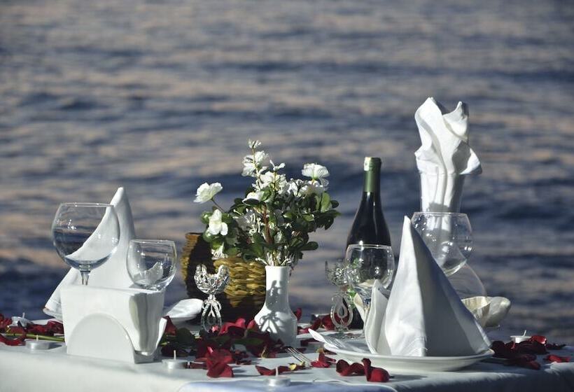 فندق Turkuaz Beach