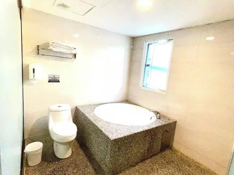 Walker Hotel   Zhengyi