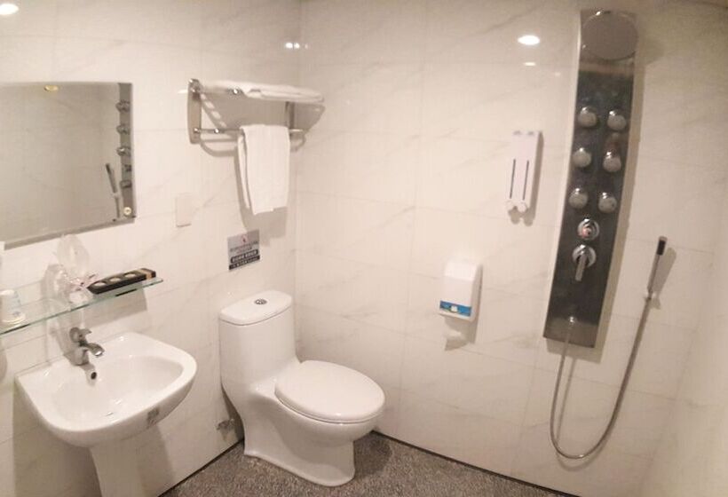 Walker Hotel   Zhengyi