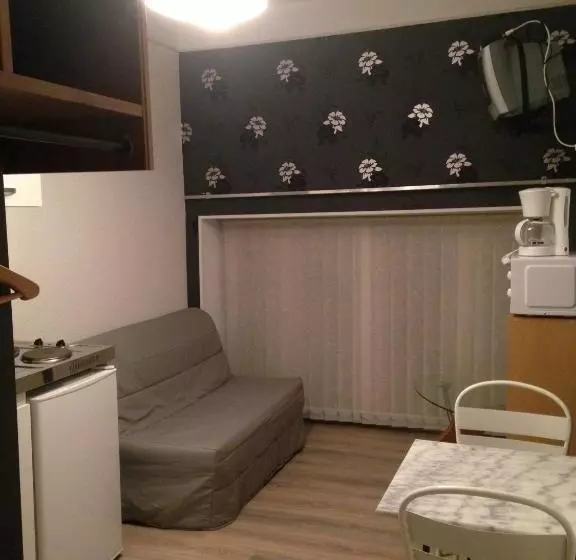 Le Central Vittel 206