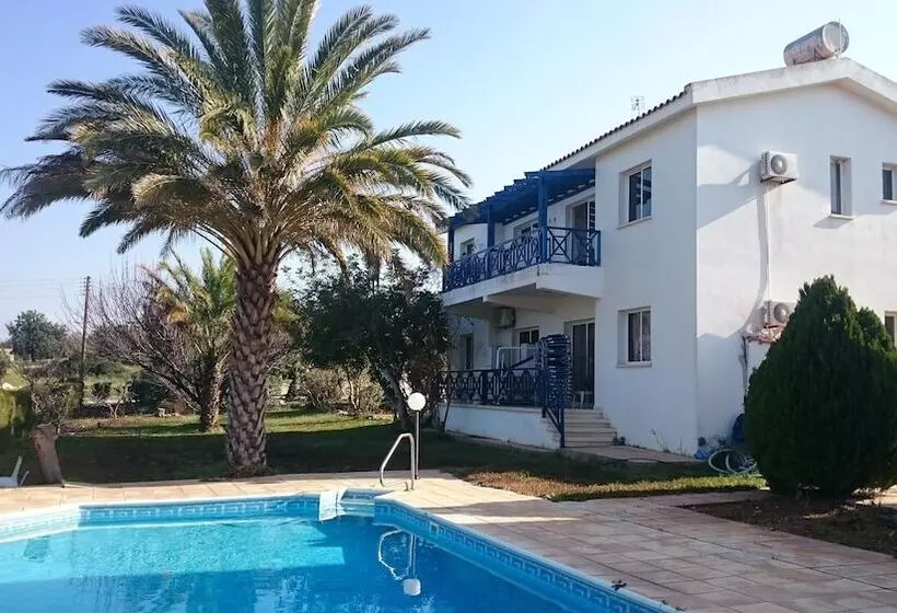 Socrates Apartments