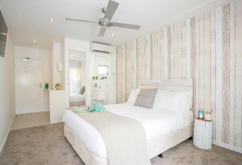 10 Hastings Street Motel