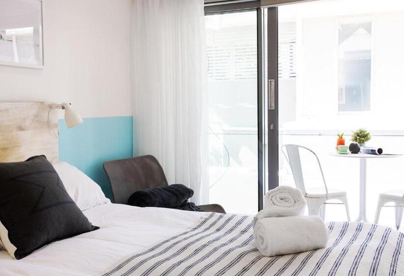 10 Hastings Street Motel