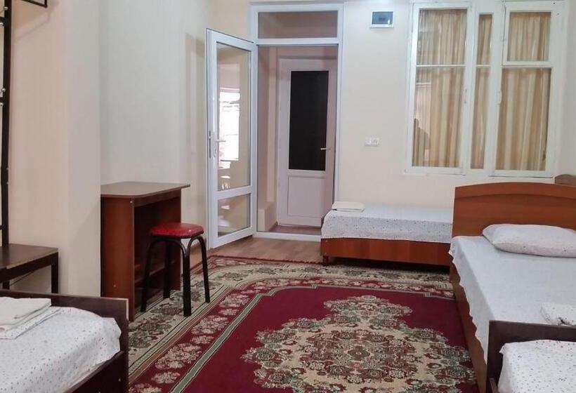 Vandrarhem Guest House Sharq 21