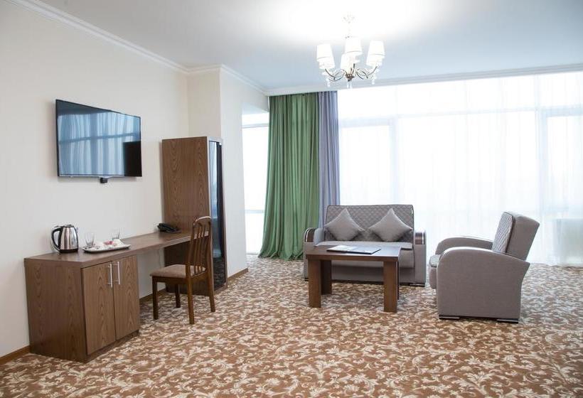 هتل Business  Almaty