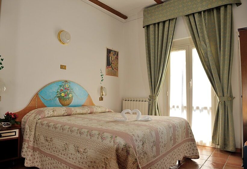 ホテル Albergo Ristorante Ferretti