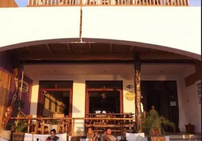 فندق Bamboo Lodge Paracas