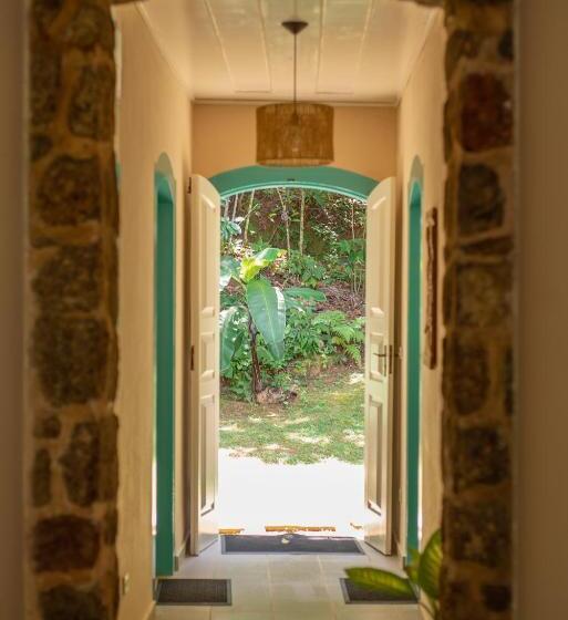 هتل Casa Viva Paraty