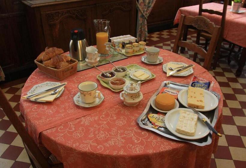 فندق Chateau De Vouilly