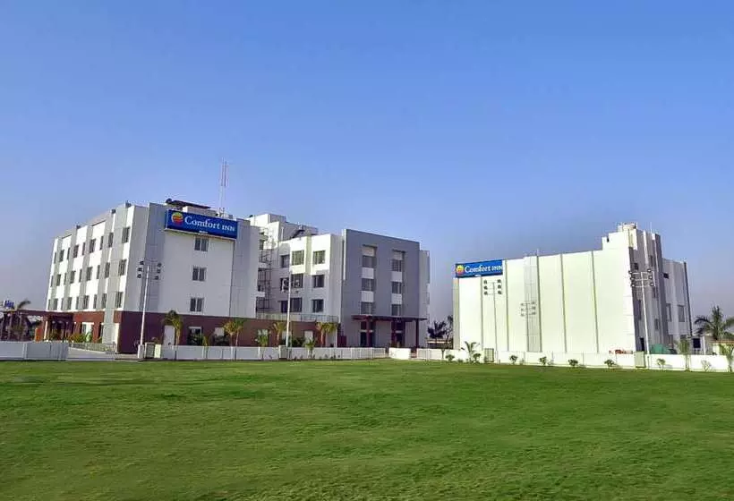ホテル Comfort Inn Donil Vadodara