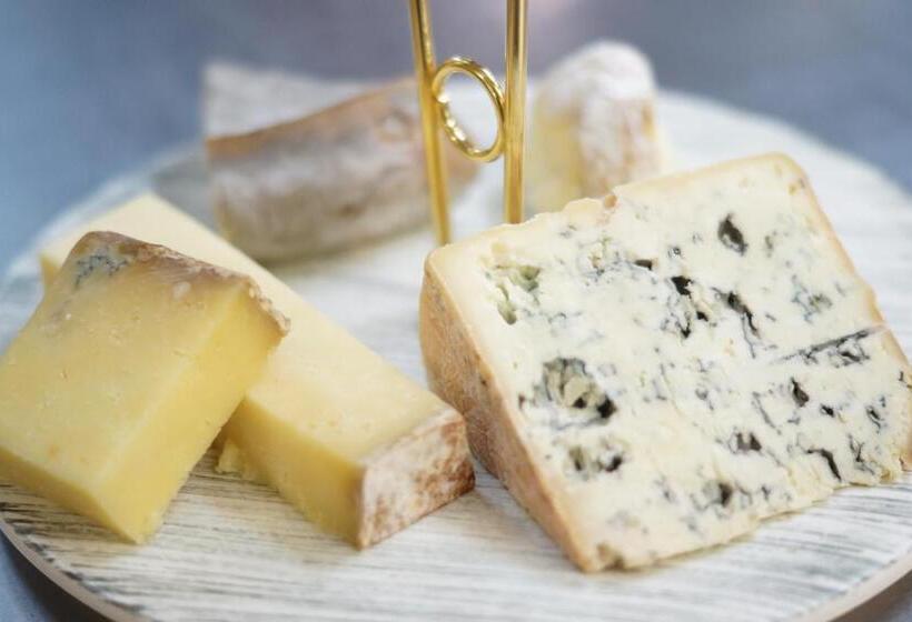 Hotel Logis Hôtel Du Commerce