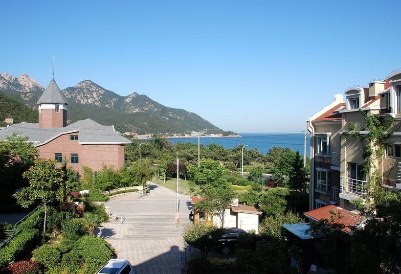 Отель Qingdao Oceanside & Resort