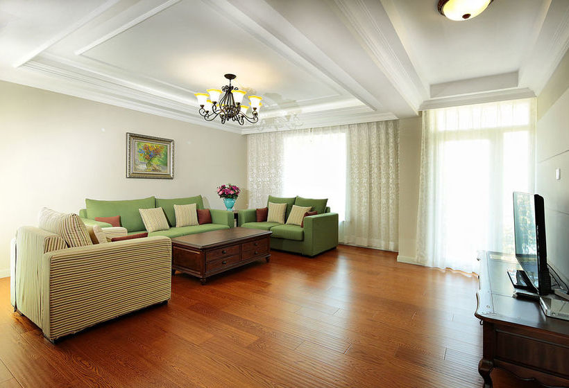 Отель Qingdao Oceanside & Resort