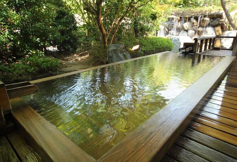 Hotell Misasa Onsen Misasakan