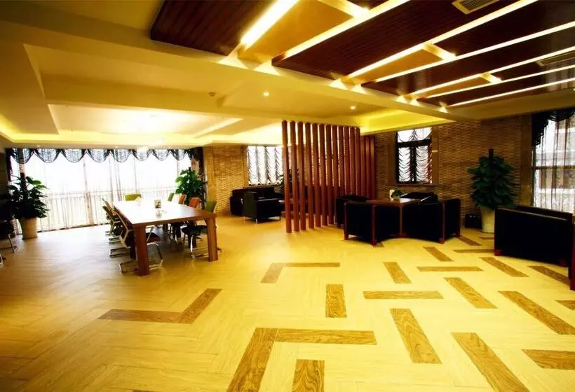 ホテル Tulip Inn Chengdu Airport